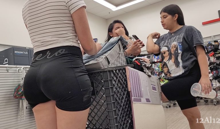 EPIC Booty Cute Latina Chick Trying On Clothes